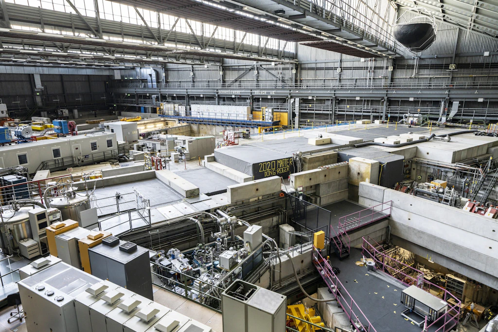 the Swiss infrastructure for particle physics CHRISP at PSI