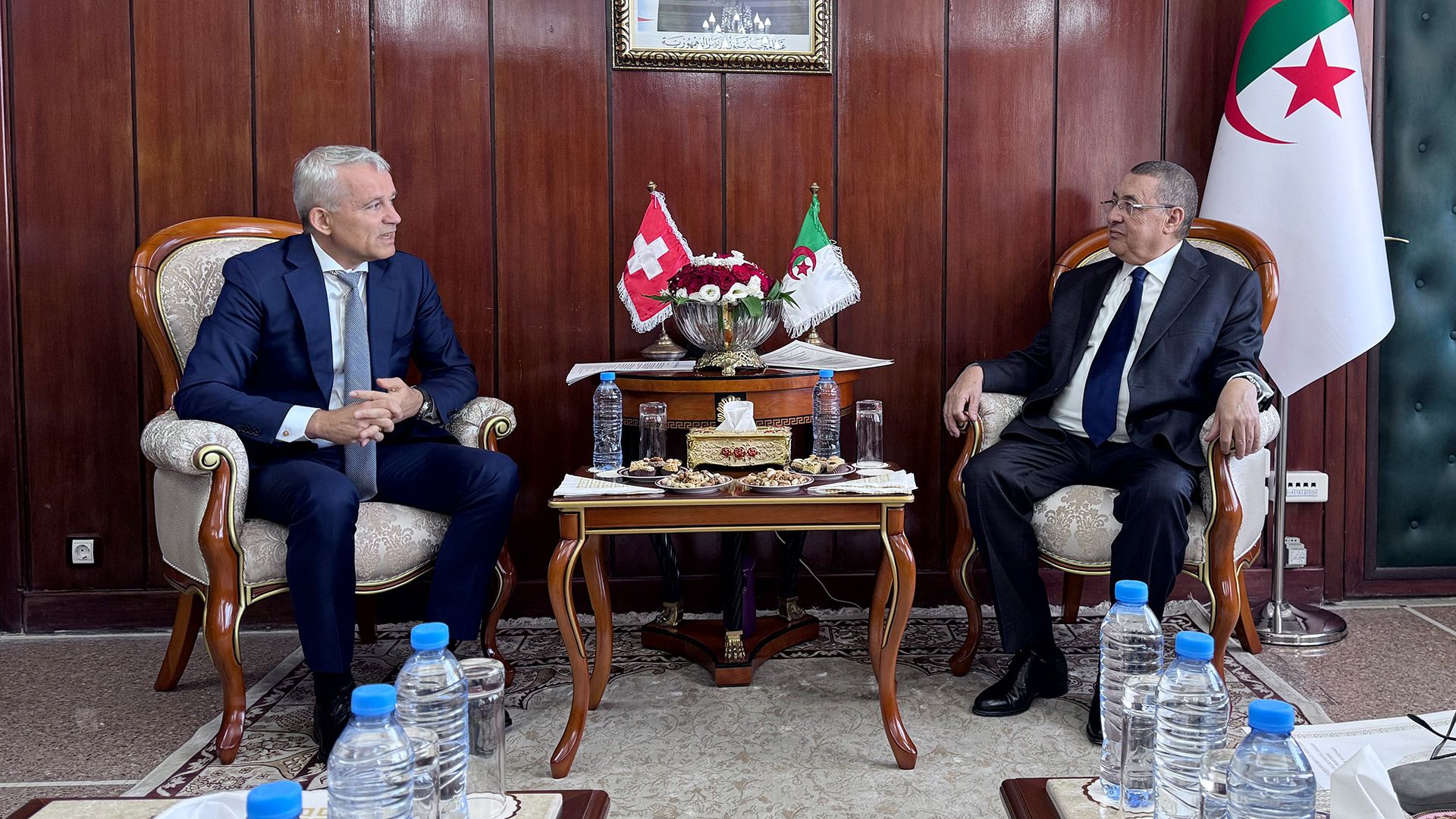 Rencontre avec le ministre algérien de l'Intérieur, Brahim Merad