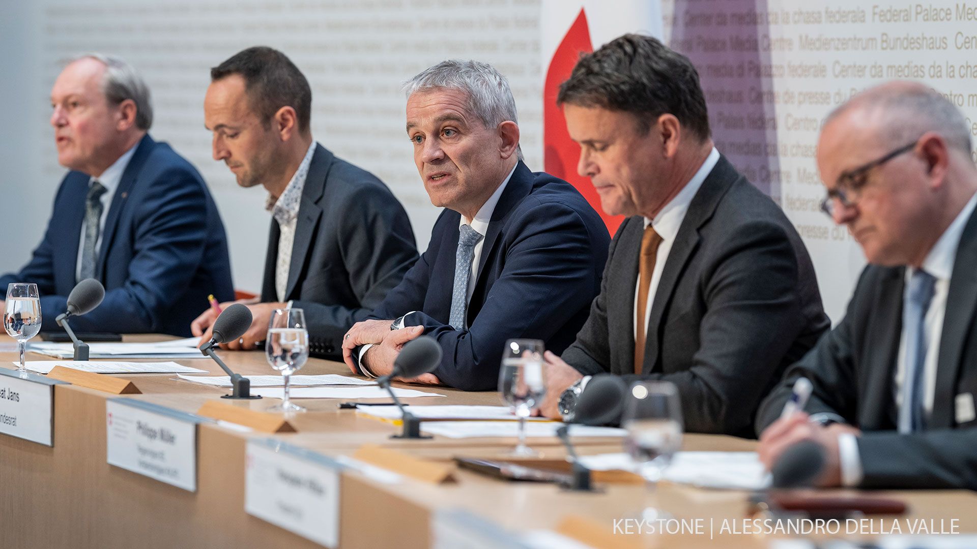 Conferenza stampa sulla conferenza sull'asilo del 28 novembre 2025