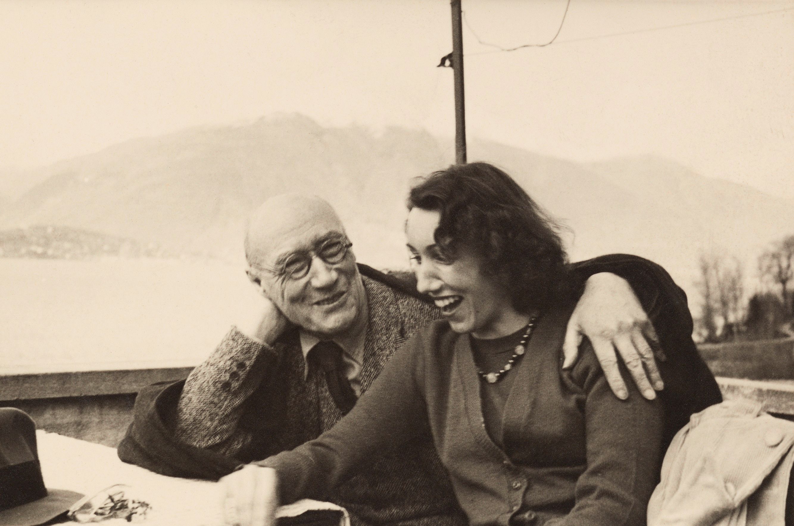 André Gide e sua figlia Catherine Gide (Ascona, 1947).
