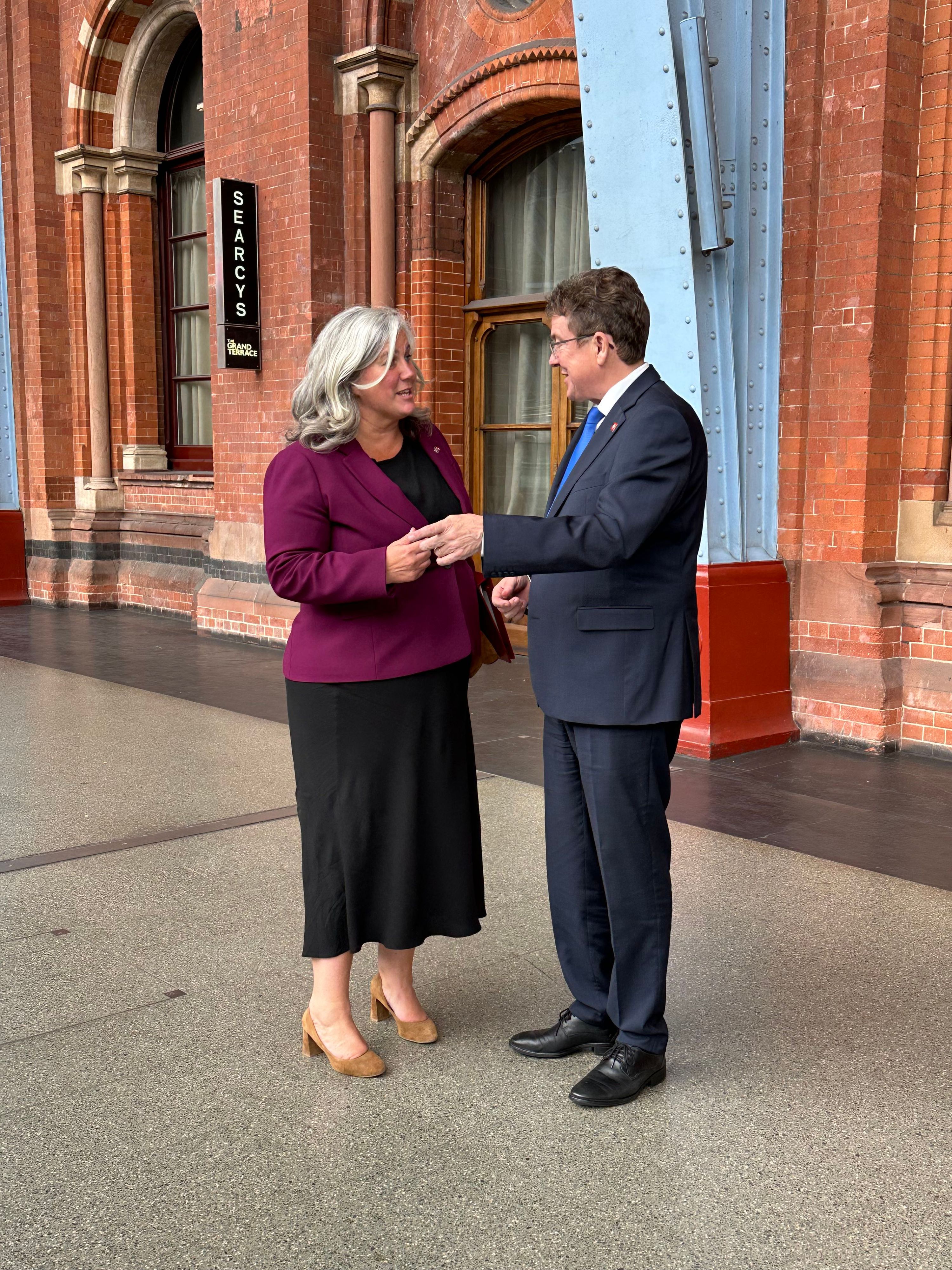 Heidi Alexander, Albert Rösti