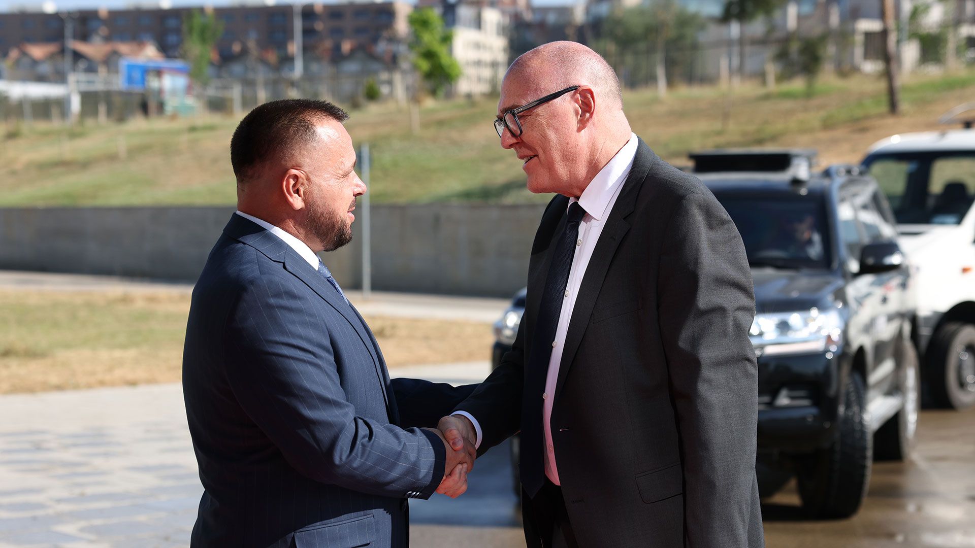 Il consigliere federale Martin Pfister in visita di lavoro in Kosovo e in Bosnia ed Erzegovina